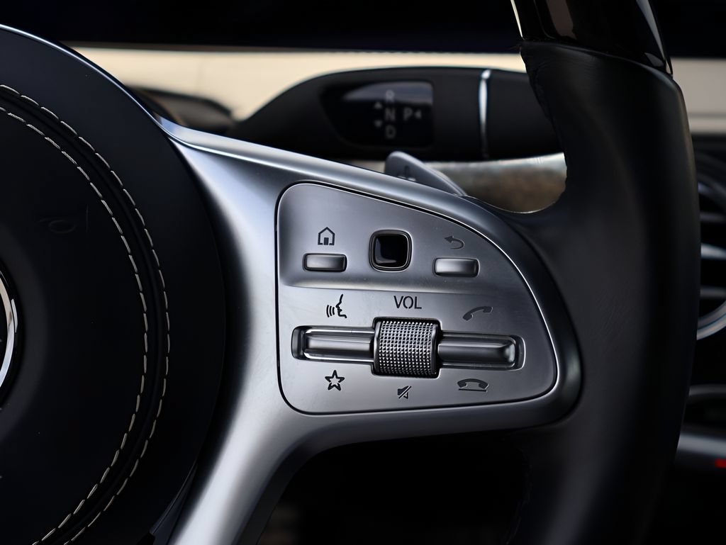 Used 2020 Mercedes-Benz S 560 4MATIC Sedan image 34