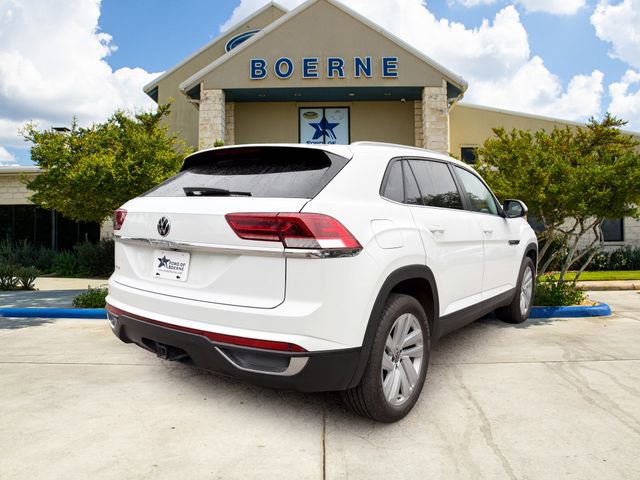 Used 2023 Volkswagen Atlas Cross Sport SE FWD image 5