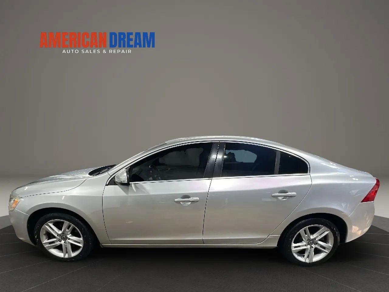 Used 2015 Volvo S60 T5 Premier w/ Convenience Package FWD image 2