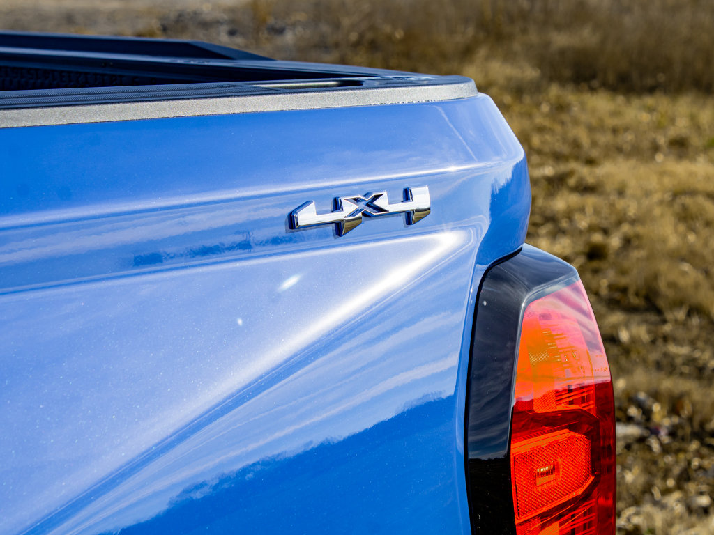 New 2025 GMC Canyon Elevation w/ Convenience Package image 13