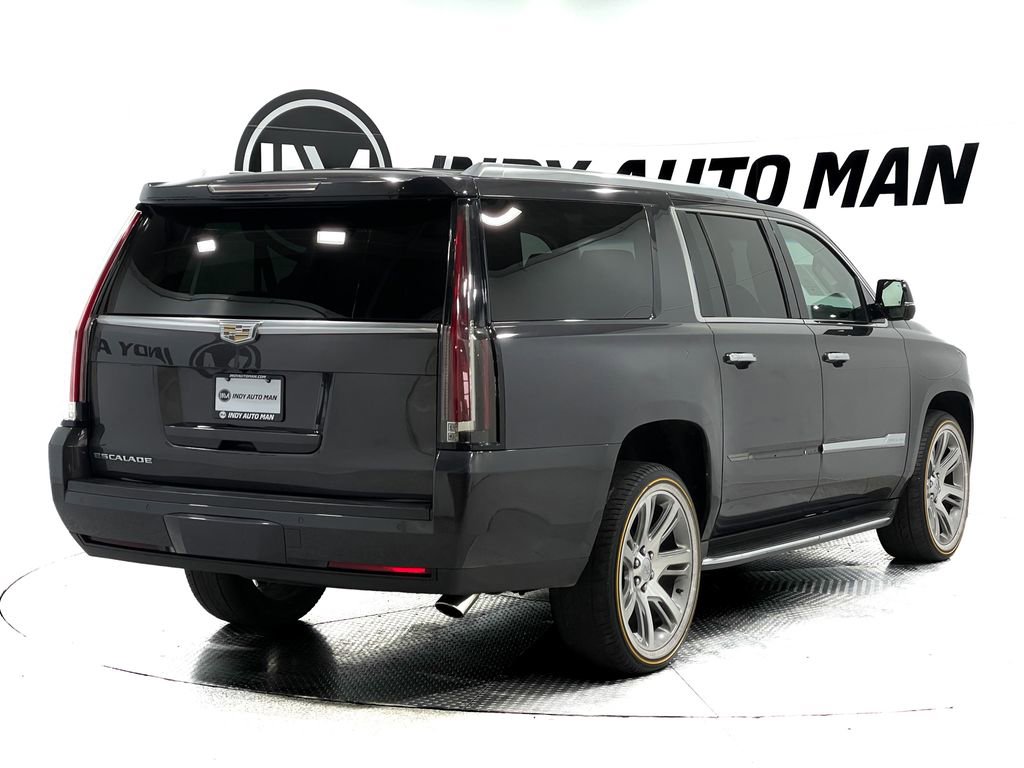 Used 2016 Cadillac Escalade ESV Luxury image 4