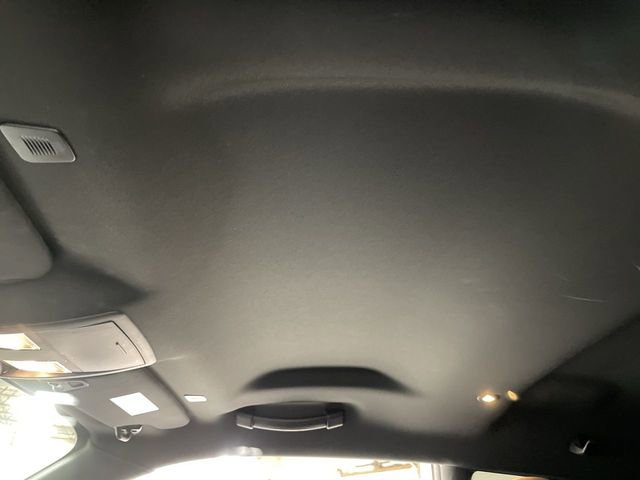 Used 2023 Dodge Challenger R/T w/ Blacktop Package image 22