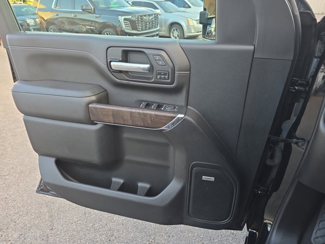 Used 2023 GMC Sierra 2500 Denali w/ Denali Ultimate Package image 28