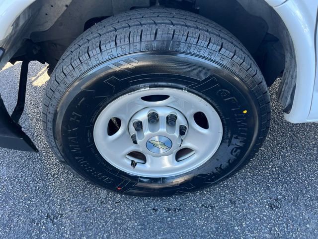 Used 2020 Chevrolet Express 2500 LS image 27