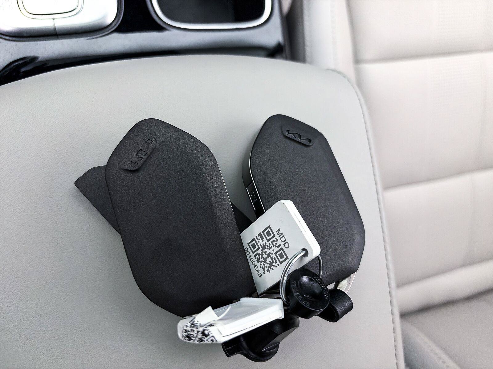 Used 2025 Kia Telluride EX w/ EX Captain's Chair Package FWD image 31