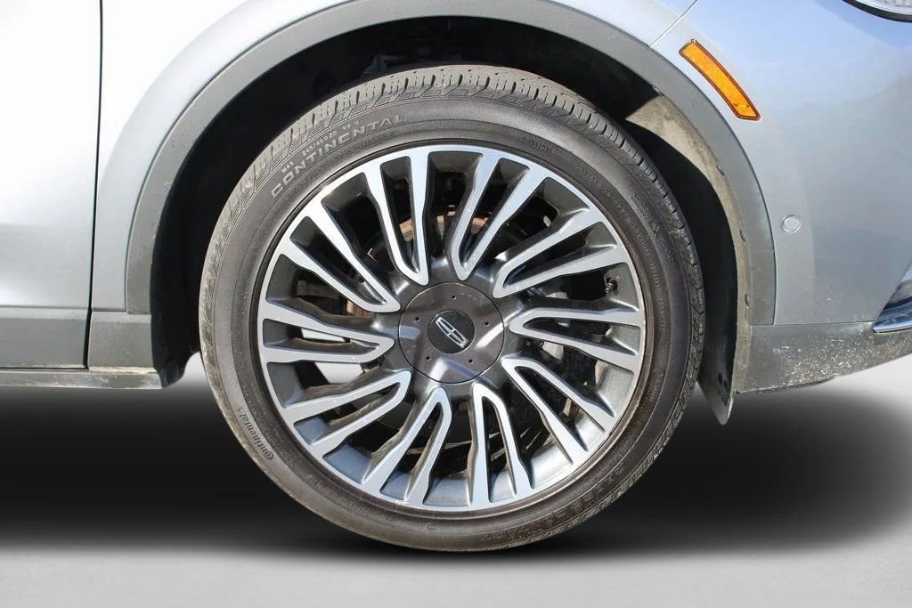 Used 2021 Lincoln Corsair Reserve w/ Equipment Group 201A image 37