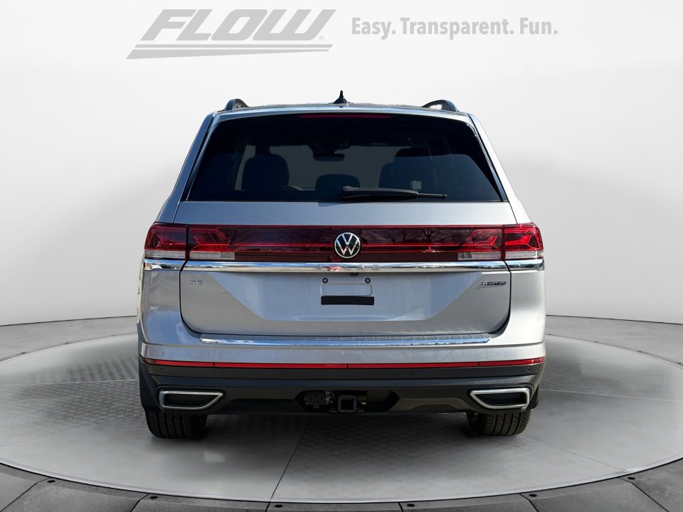 Used 2024 Volkswagen Atlas SE image 8