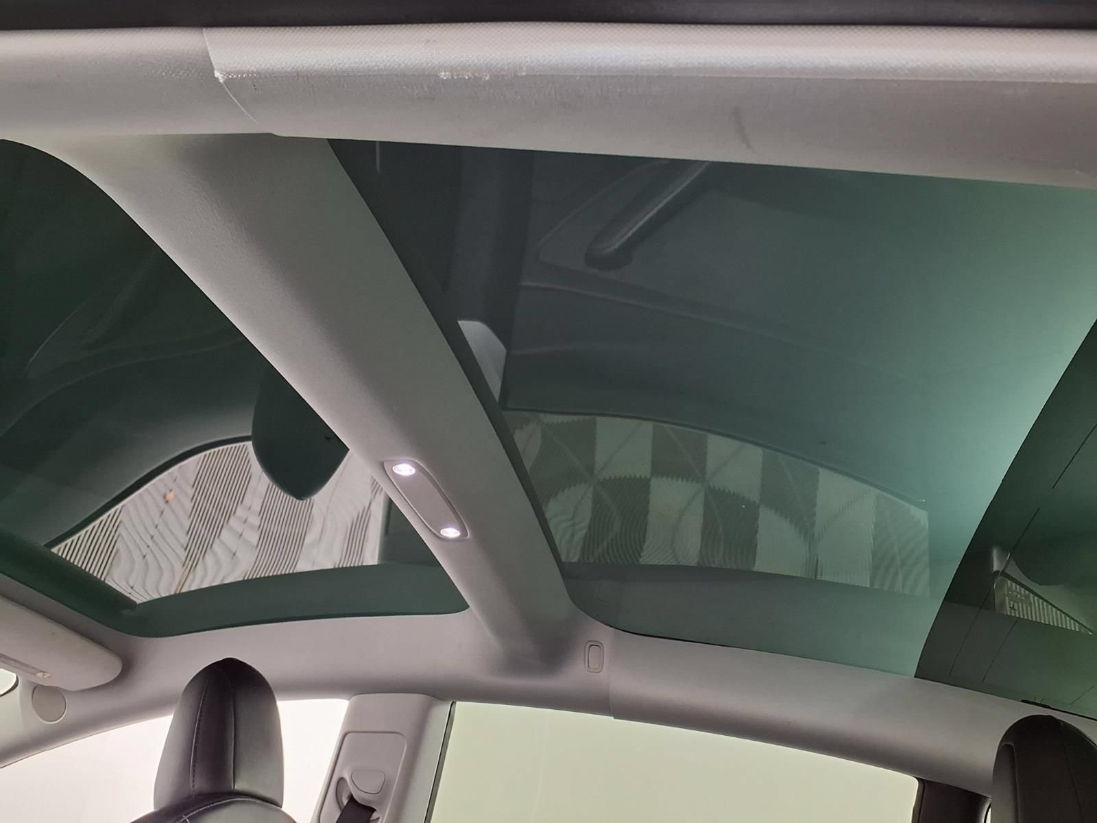Used 2021 Tesla Model 3 Standard Range Plus RWD image 17