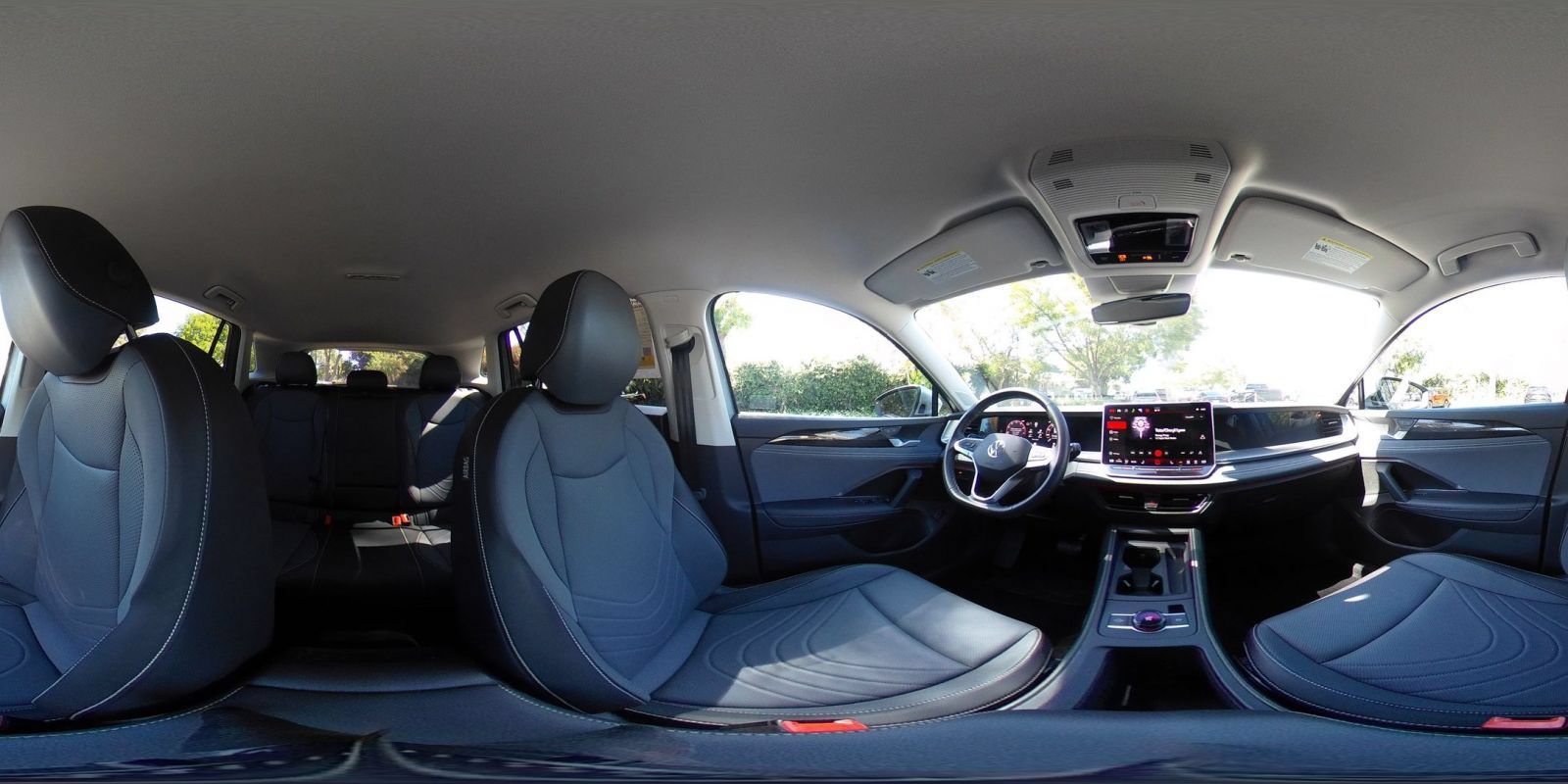 Used 2026 Volkswagen Tiguan SE AWD/4WD image 43