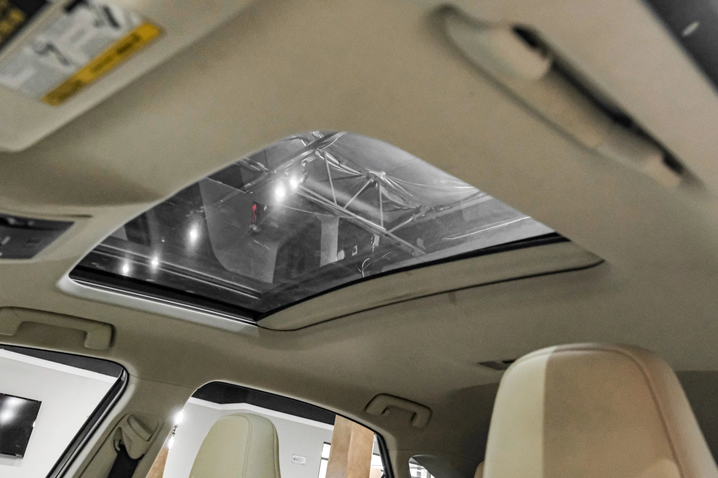 Used 2016 Lexus NX 200t FWD w/ Premium Package image 5