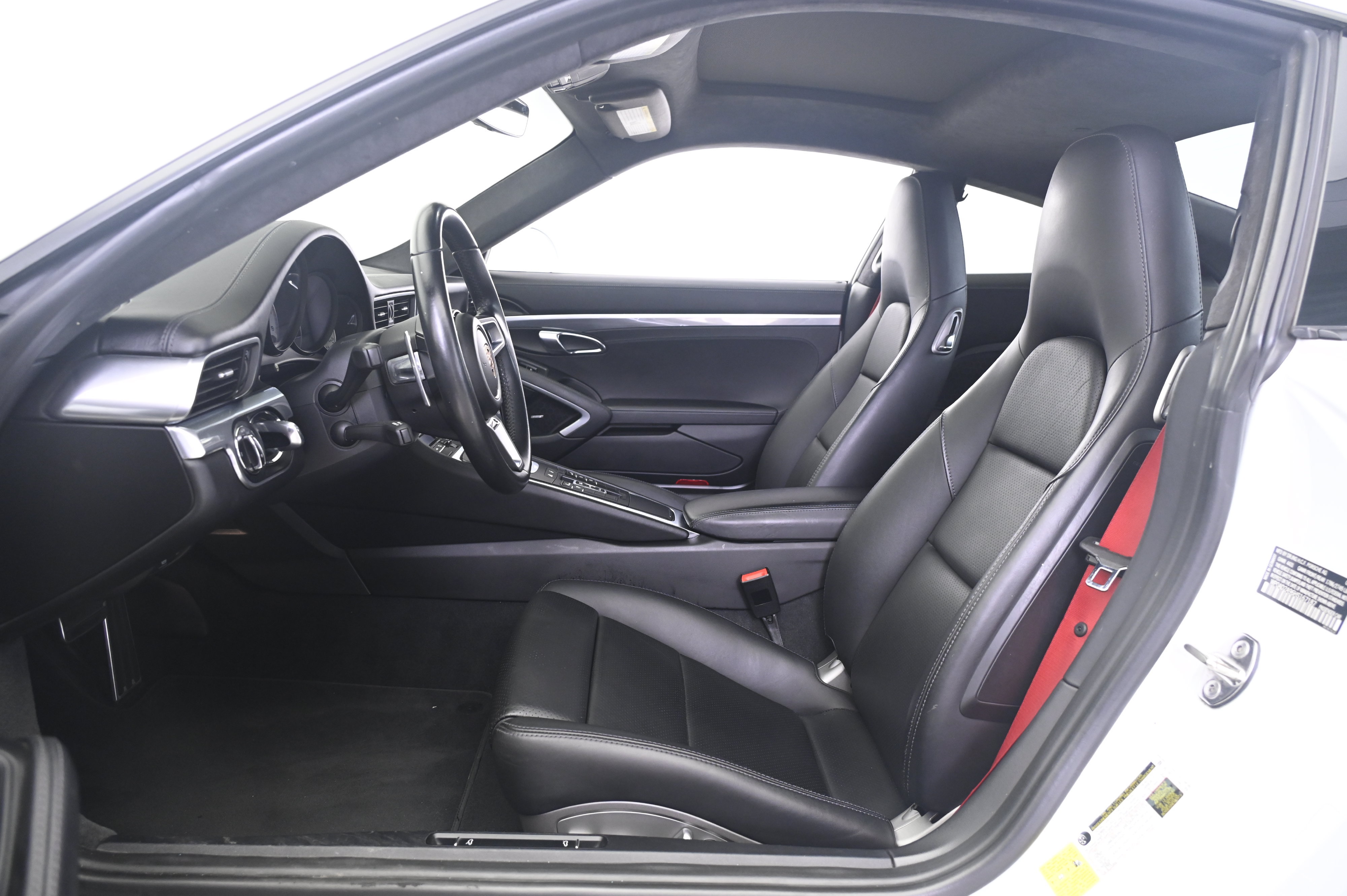 Used 2017 Porsche 911 Turbo AWD/4WD image 25