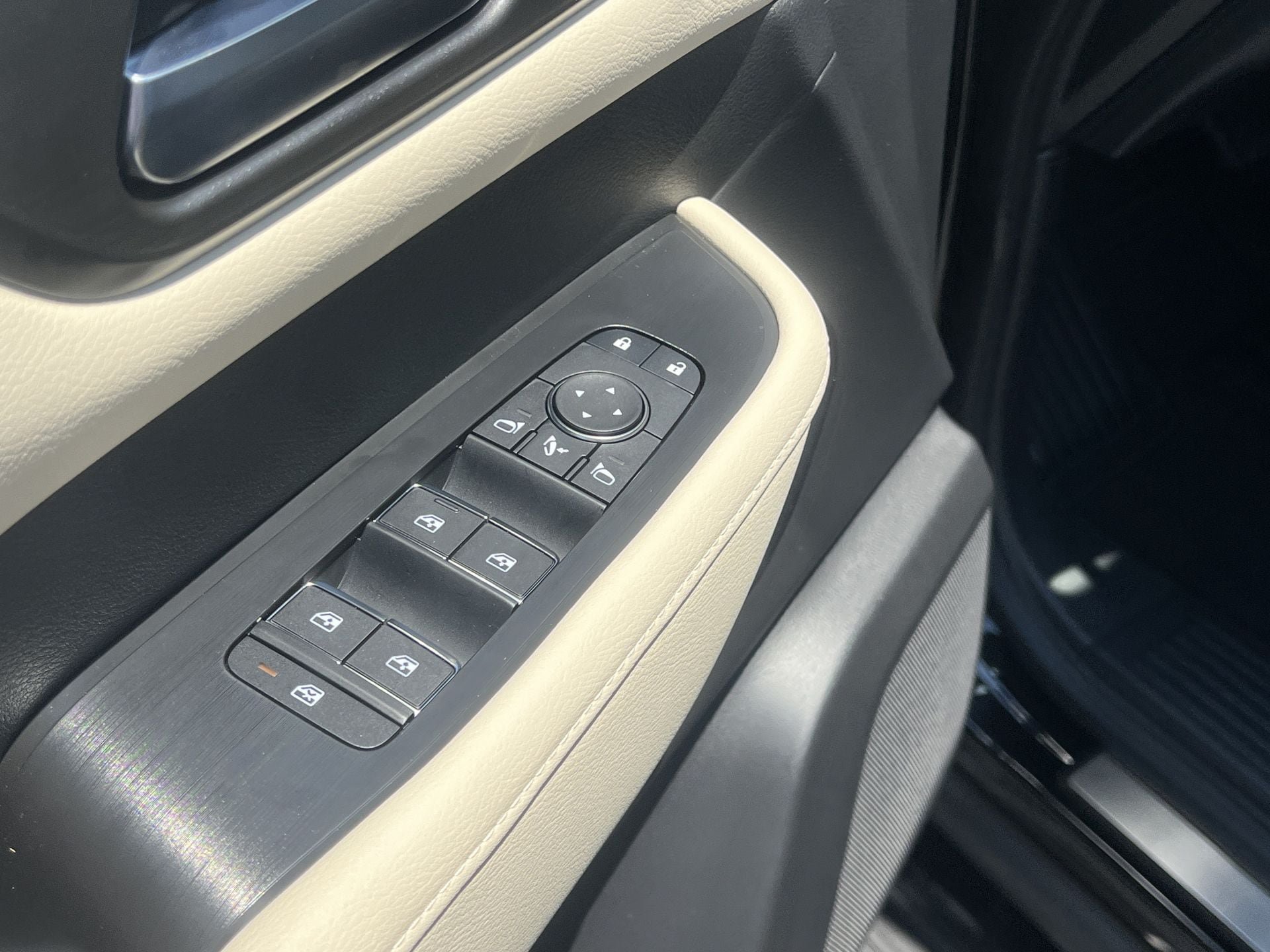 New 2026 Nissan Armada Platinum w/ Accent Package RWD image 18