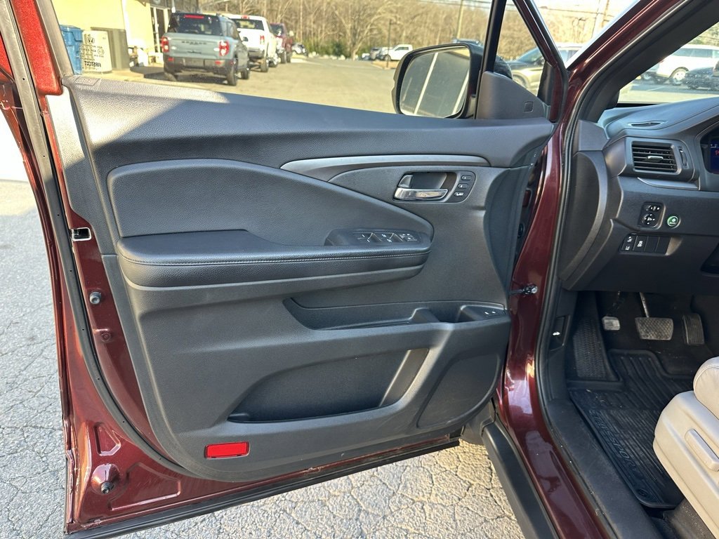 Used 2019 Honda Passport EX-L image 15
