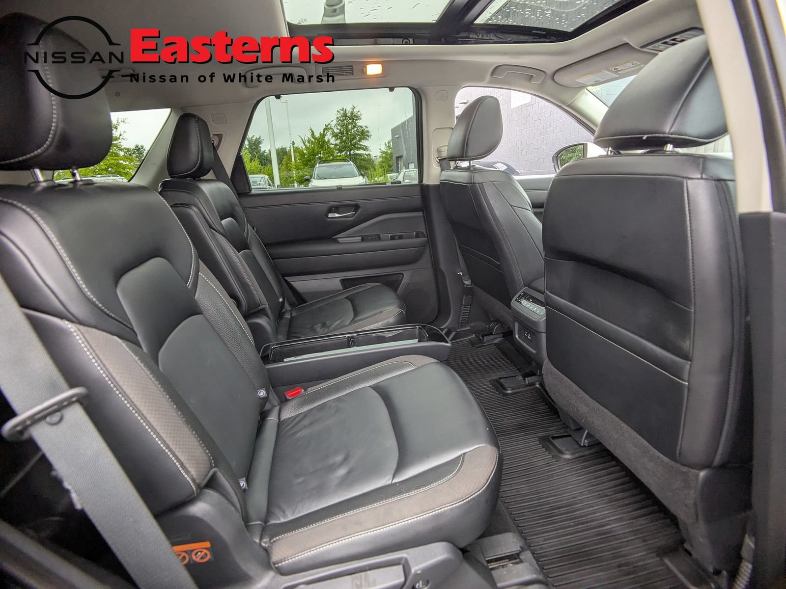 Used 2023 Nissan Pathfinder SL w/ SL Premium Package AWD/4WD image 24