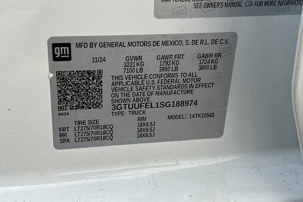 Used 2025 GMC Sierra 1500 AT4X AWD/4WD image 28