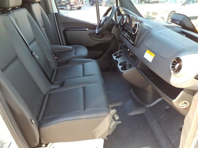 New 2026 Mercedes-Benz Sprinter 2500 image 17