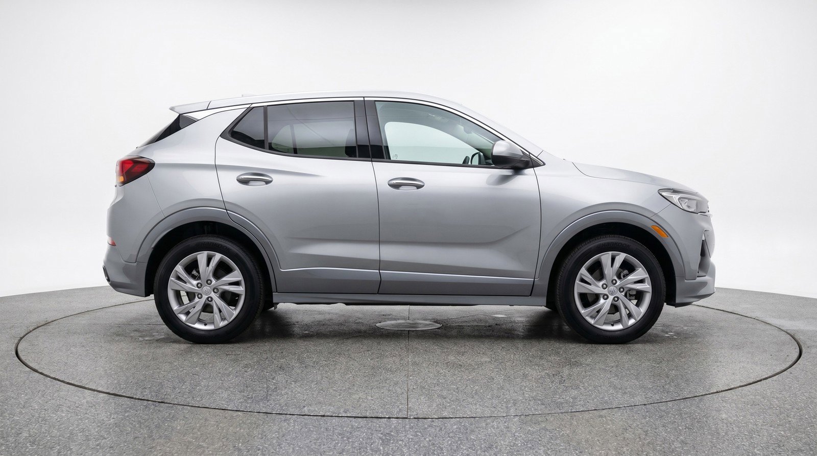 Used 2025 Buick Encore GX Preferred AWD/4WD image 11