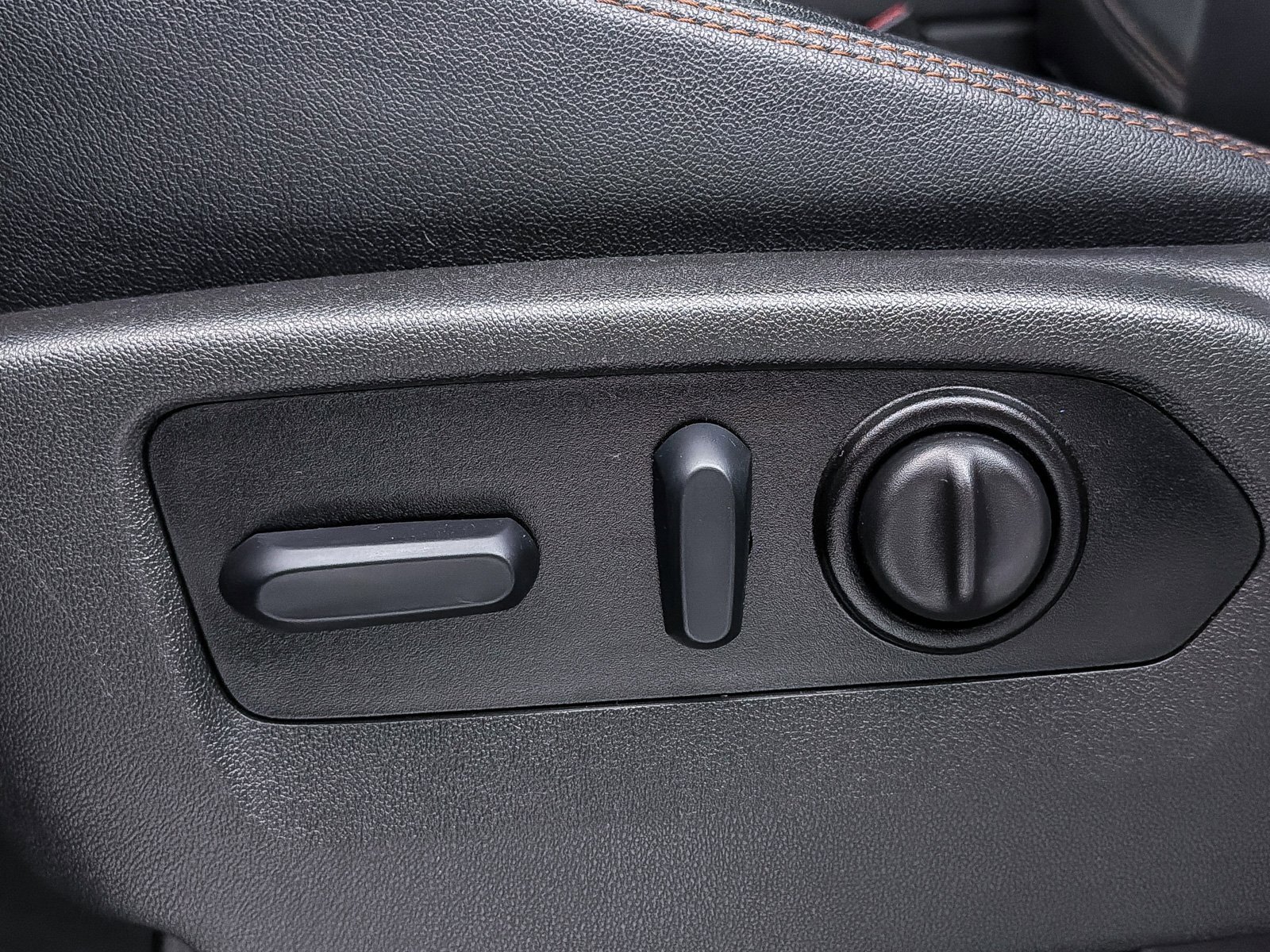 Used 2022 GMC Sierra 1500 AT4 w/ AT4 Premium Package image 24