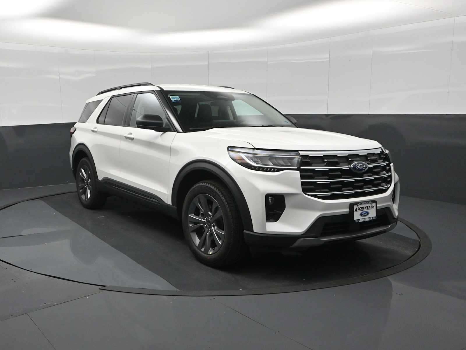New 2026 Ford Explorer Active w/ Active Comfort Package AWD/4WD image 2
