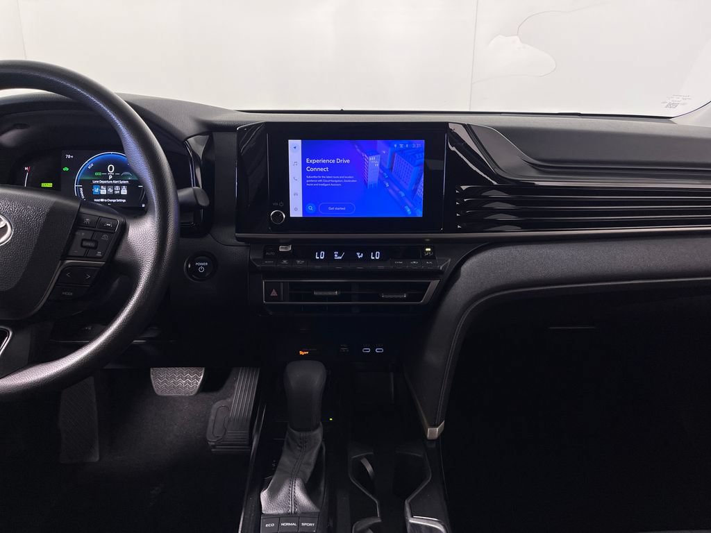 Certified 2025 Toyota Camry LE FWD image 15