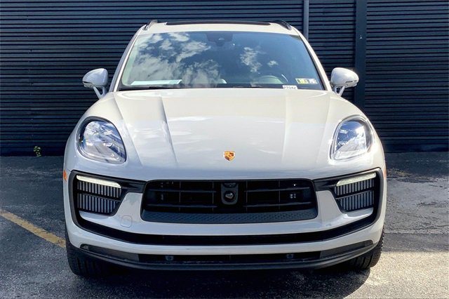New 2026 Porsche Macan S image 13