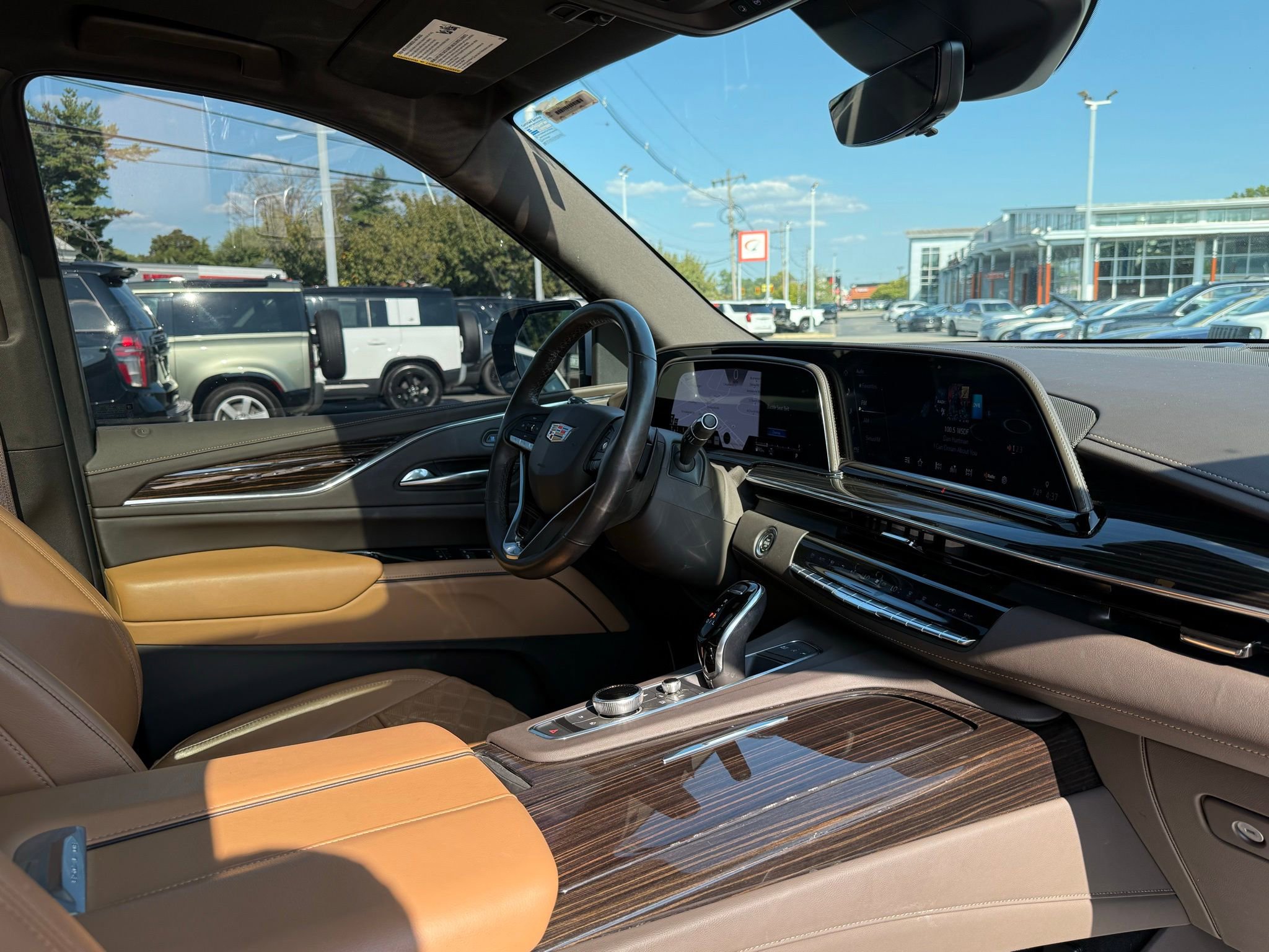 Used 2021 Cadillac Escalade Sport image 15