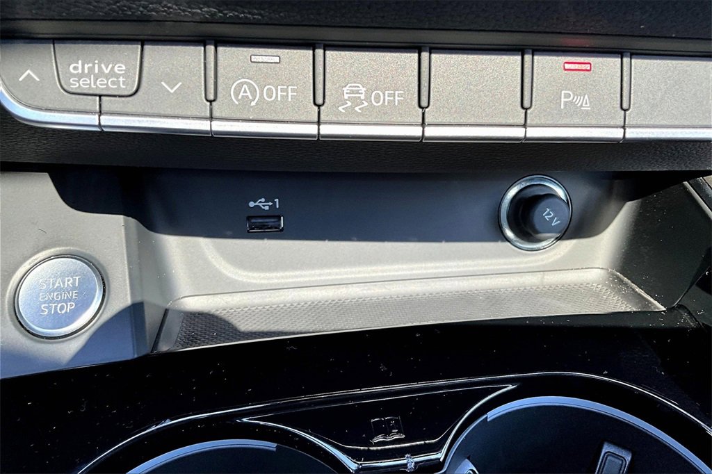 Used 2025 Audi A5 2.0T Premium Plus image 15