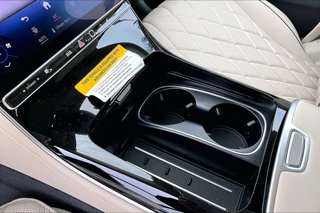 New 2026 Mercedes-Benz S 580 4MATIC Sedan image 11