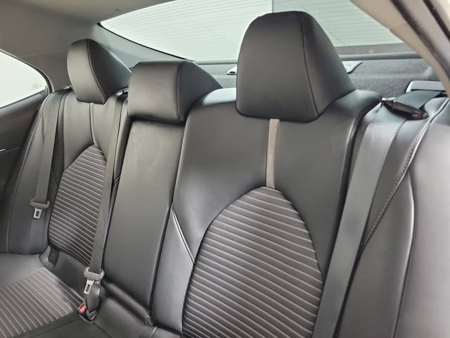 Used 2023 Toyota Camry SE w/ Convenience Package FWD image 13