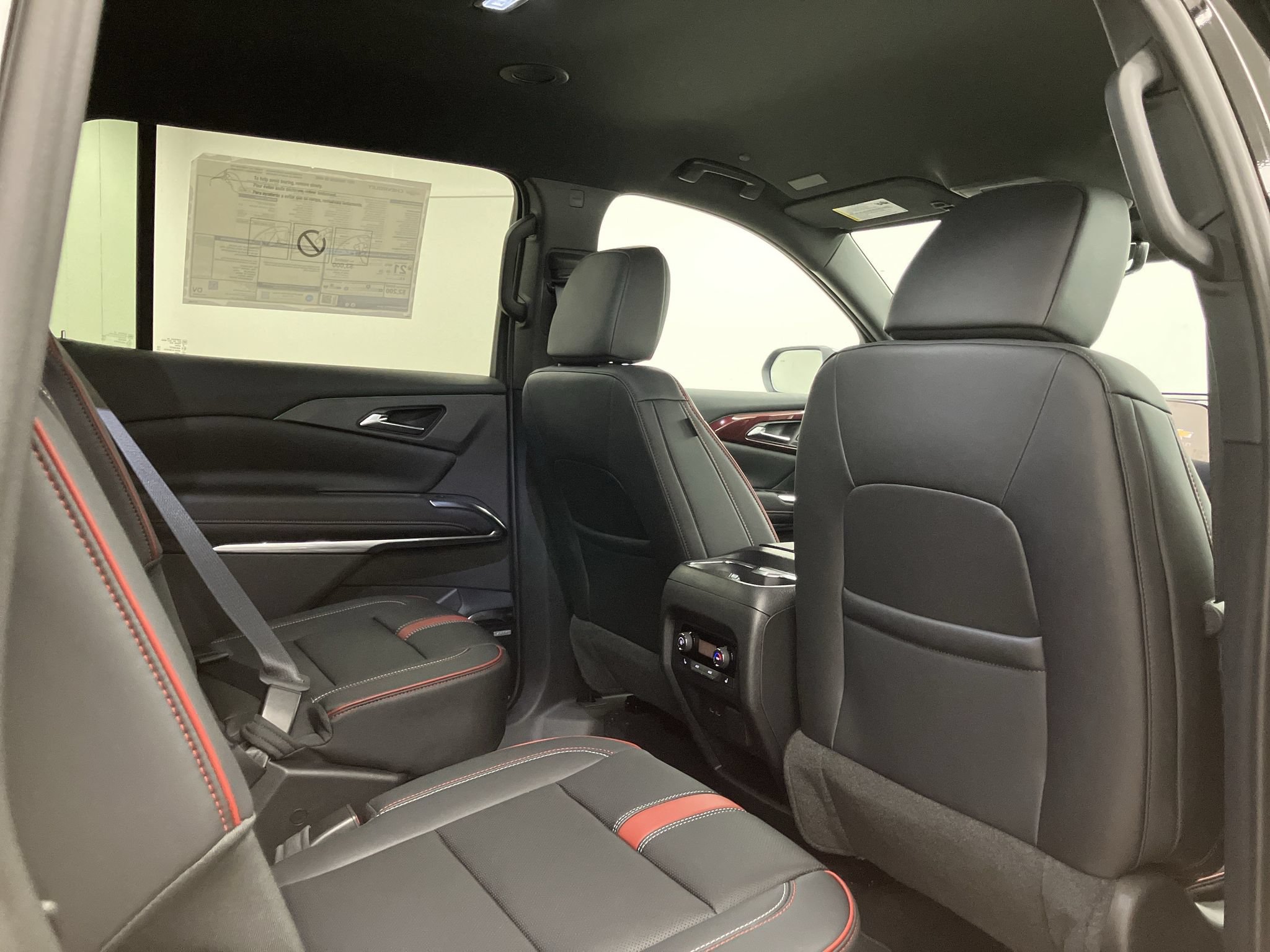 New 2027 Chevrolet Traverse RS AWD/4WD image 17
