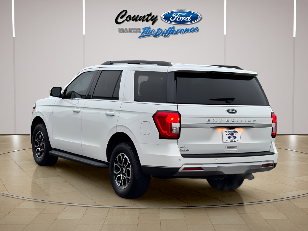 Used 2024 Ford Expedition XLT AWD/4WD image 6