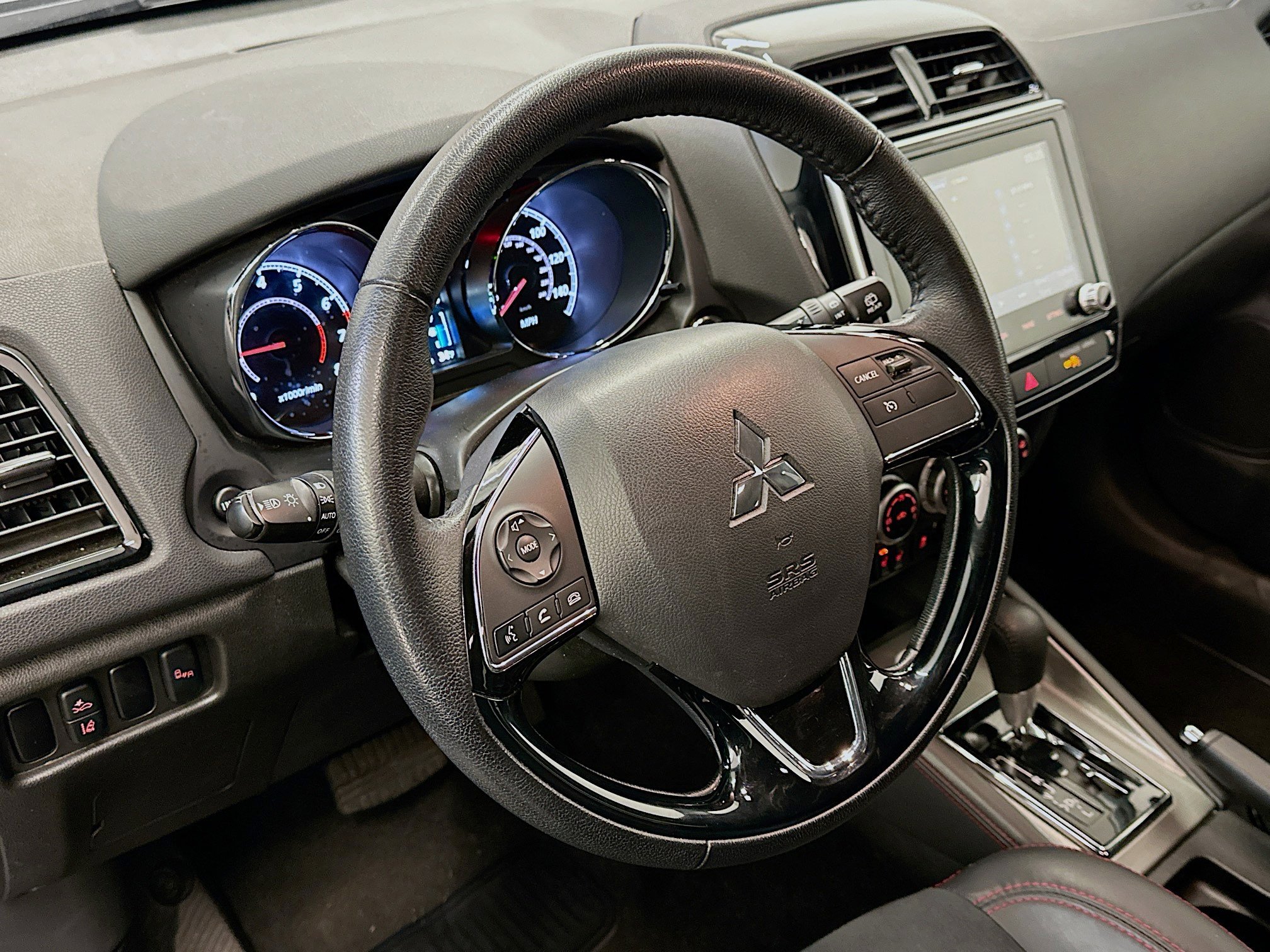 Used 2024 Mitsubishi Outlander Sport SE image 18