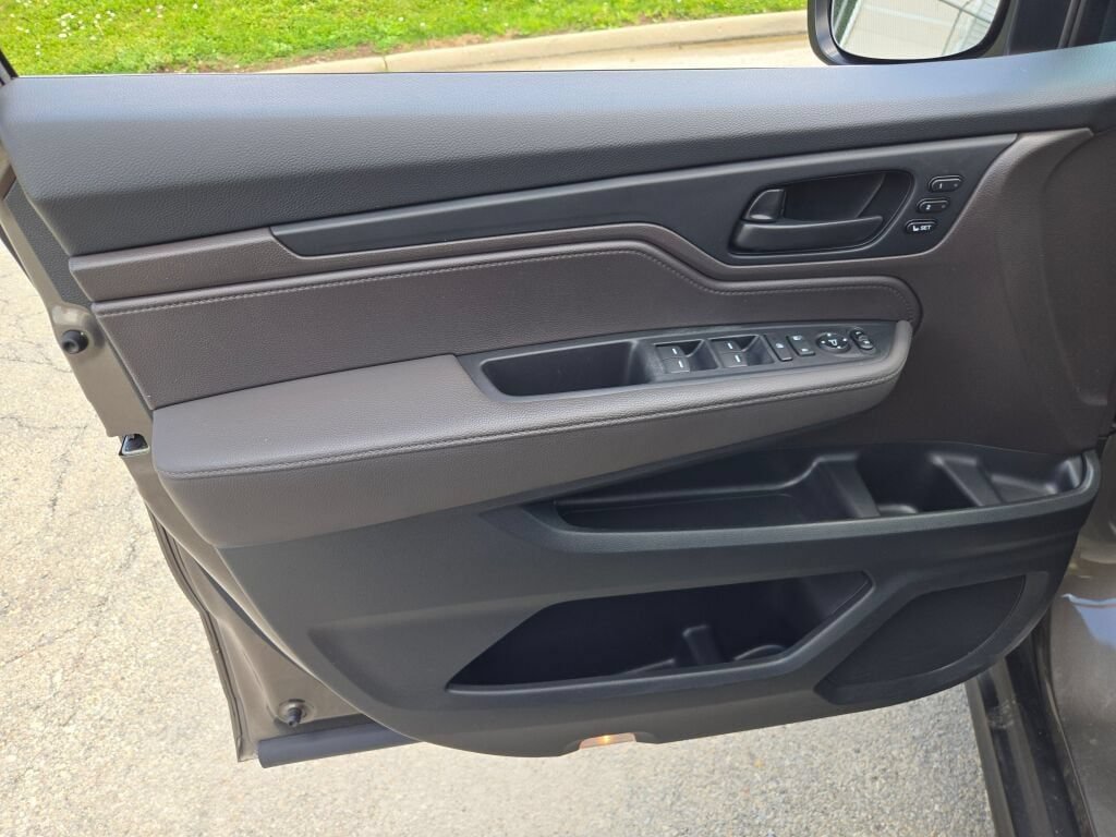 Used 2019 Honda Odyssey EX-L image 21