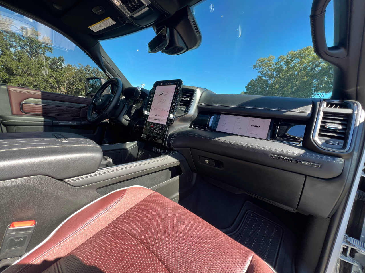 Used 2025 RAM 2500 Limited image 35