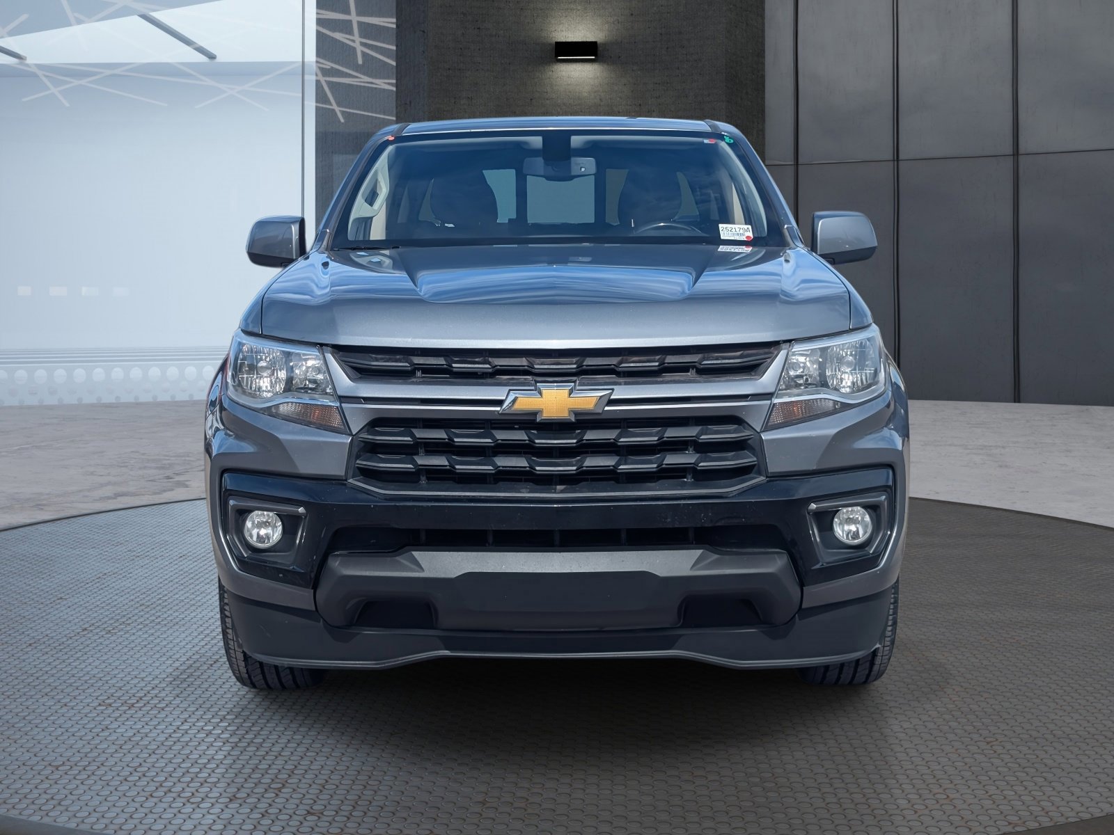 Used 2022 Chevrolet Colorado LT w/ LT Convenience Package image 9