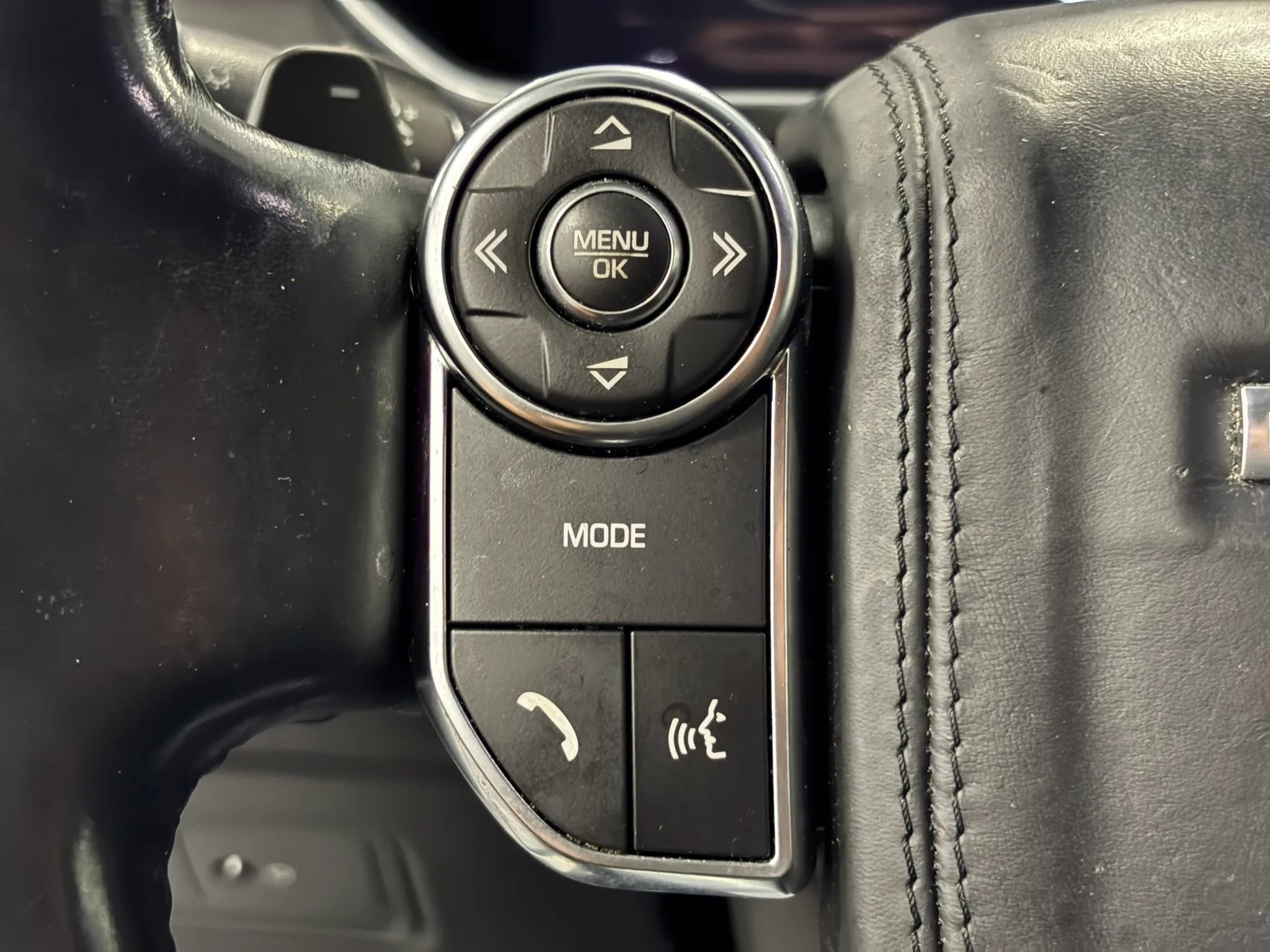 Used 2016 Land Rover Range Rover HSE AWD/4WD image 30