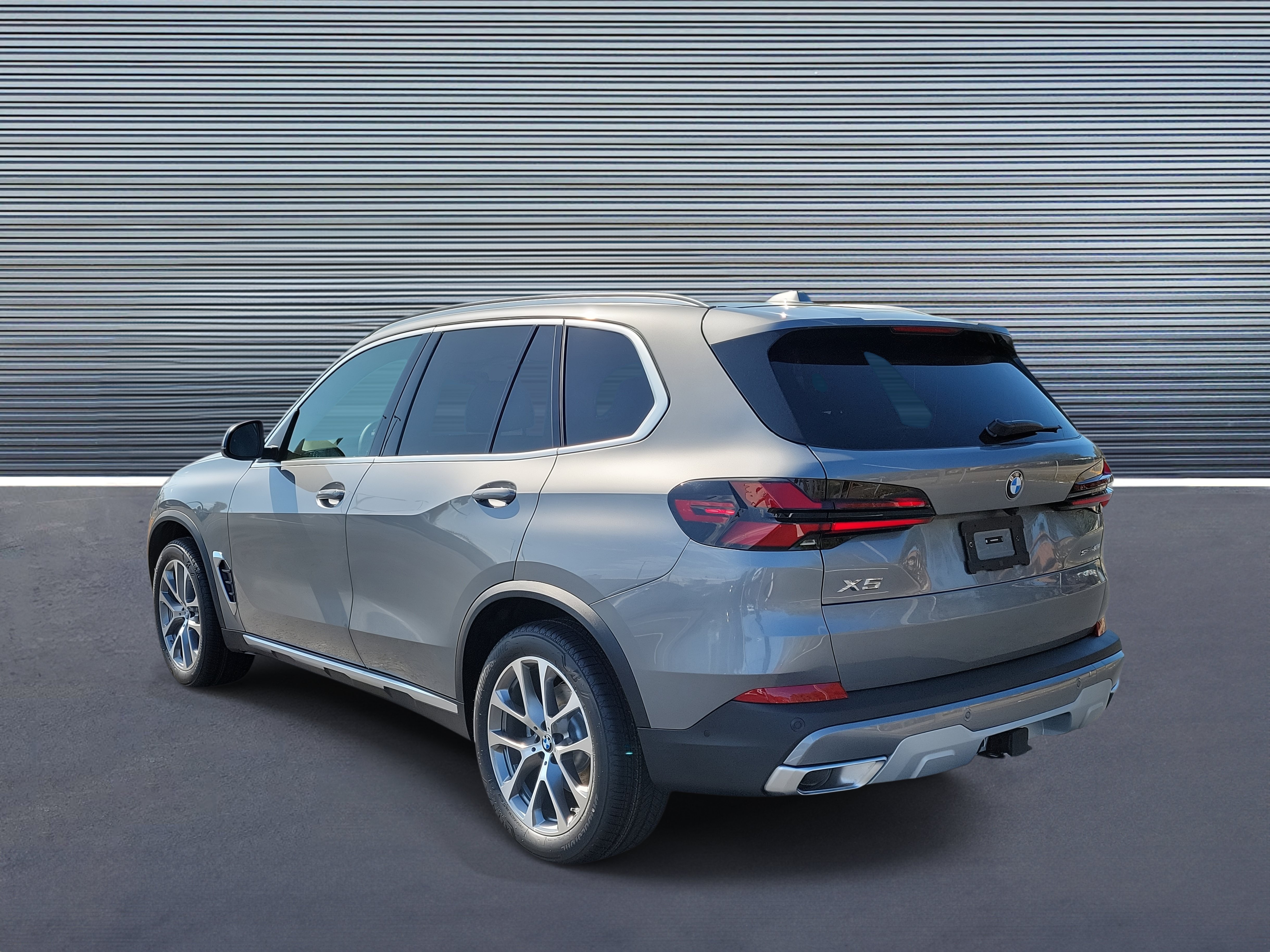 New 2026 BMW X5 sDrive40i w/ Climate Comfort Package RWD image 4