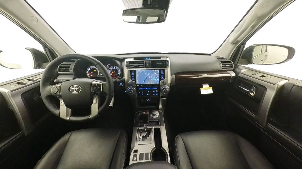 Used 2024 Toyota 4Runner Limited AWD/4WD image 29