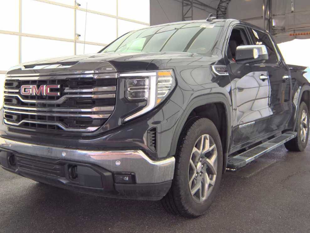 Used 2024 GMC Sierra 1500 SLT w/ SLT Premium Plus Package