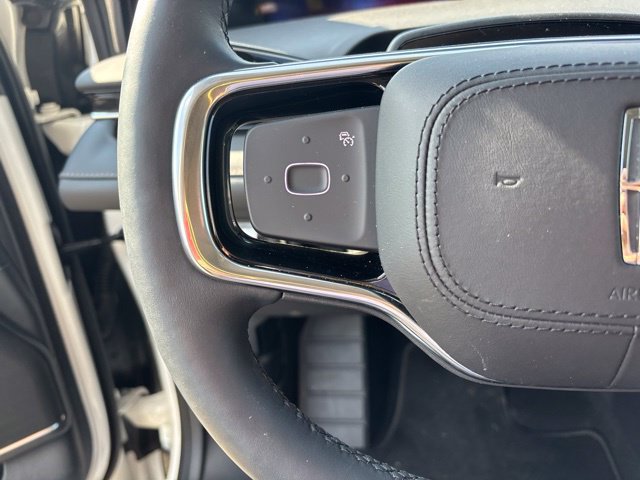 New 2026 Lincoln Nautilus Reserve w/ Jet Appearance Package AWD/4WD image 16