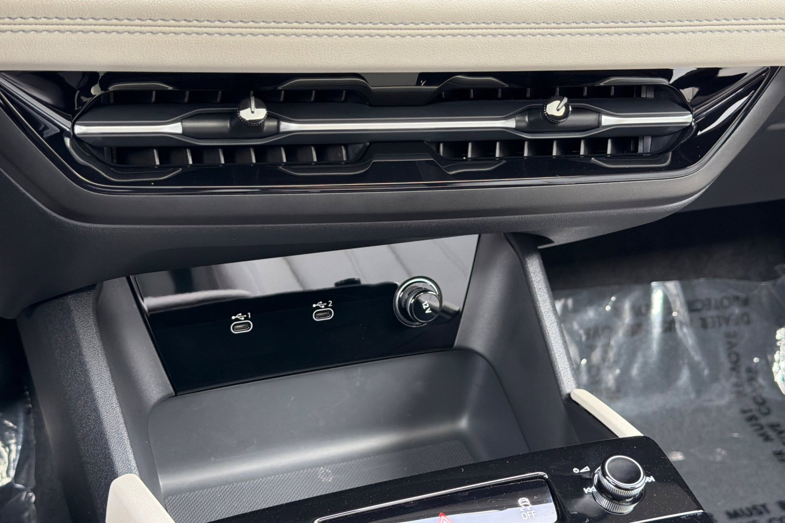 Certified 2025 Audi Q6 e-tron Premium Plus w/ Premium Plus image 20