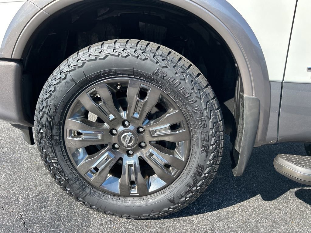 Used 2017 Nissan Titan Platinum Reserve image 43