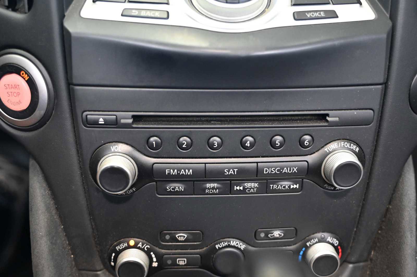 Used 2014 Nissan 370Z Touring w/ Sport Package image 23