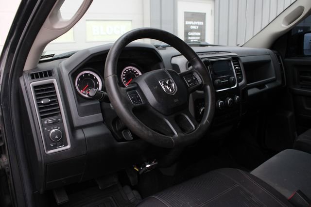 Used 2014 RAM 1500 Express image 2