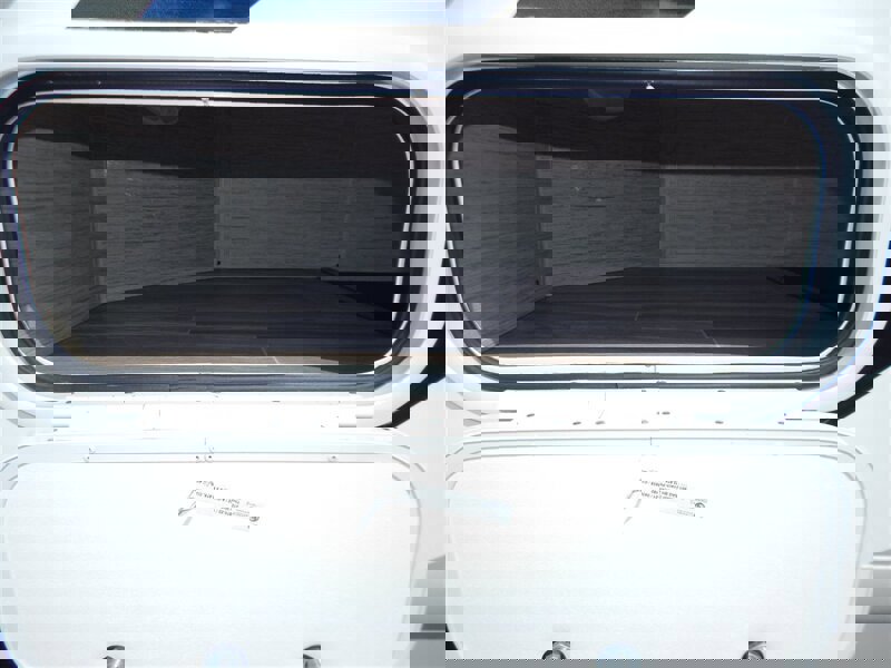 Used 2022 Ford E-450 and Econoline 450 Super Duty w/ Motorhome Prep Package image 12