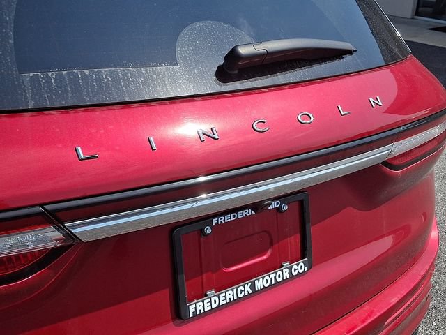 Used 2025 Lincoln Corsair Grand Touring w/ Towing Package AWD/4WD image 31