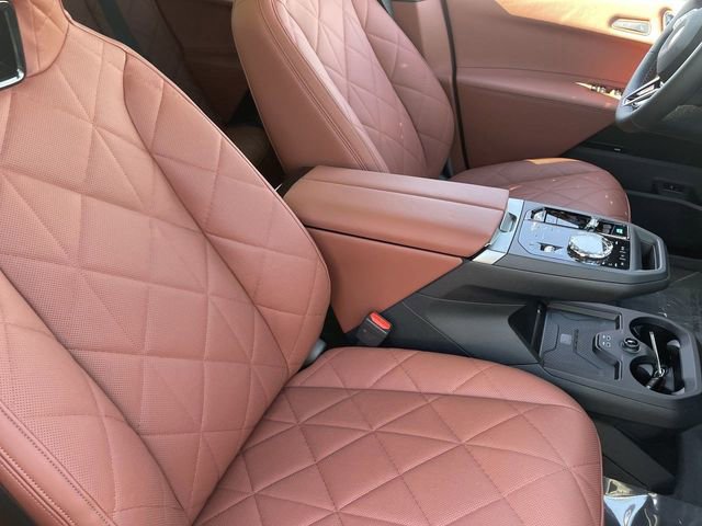 Used 2025 BMW iX M60 image 11