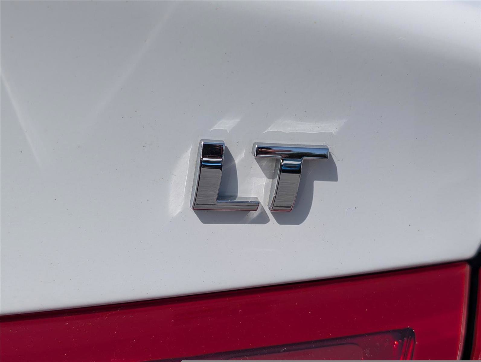 Used 2022 Chevrolet Malibu LT image 10