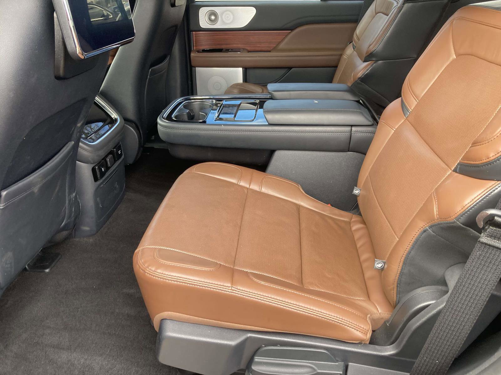 Certified 2022 Lincoln Navigator Reserve image 17