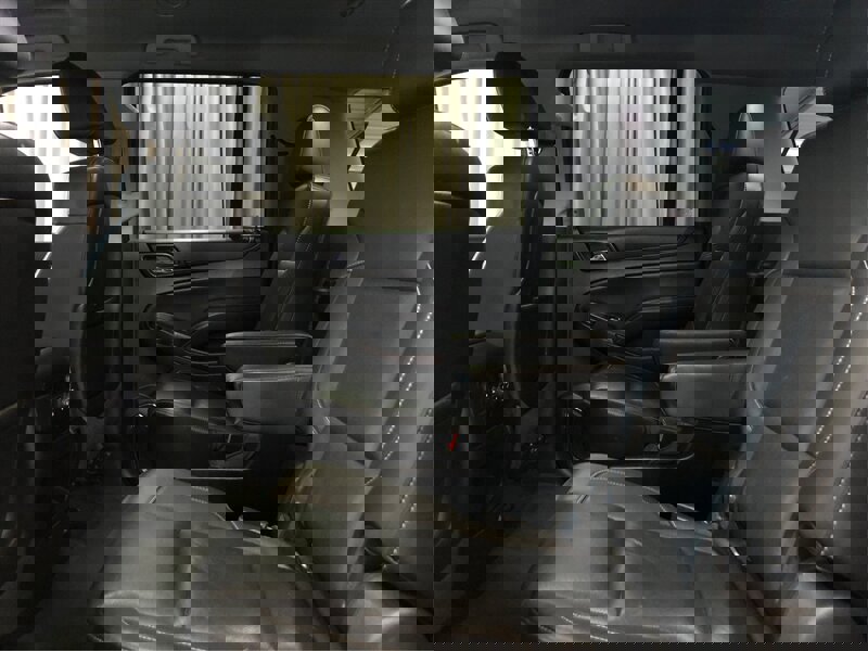 Used 2015 GMC Yukon XL SLT w/ HD Trailering Package image 10